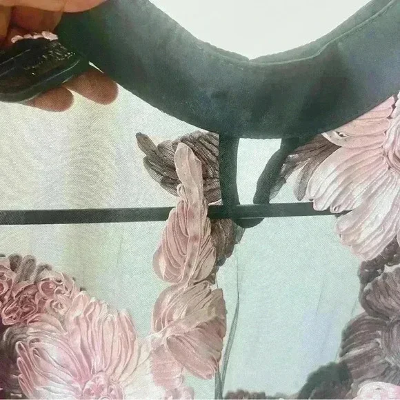 BLACK MESH LONG SLEEVE WITH PINK ROSES BLOUSE  ROUND RUFFLE NECK SIZE SMALL - Picture 4 of 7